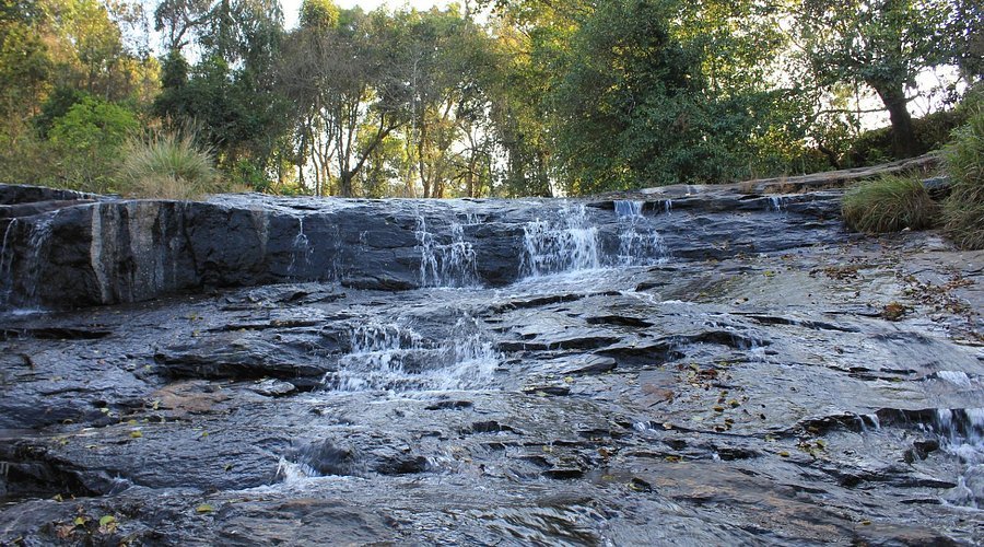 Chelavara Falls, Coorg